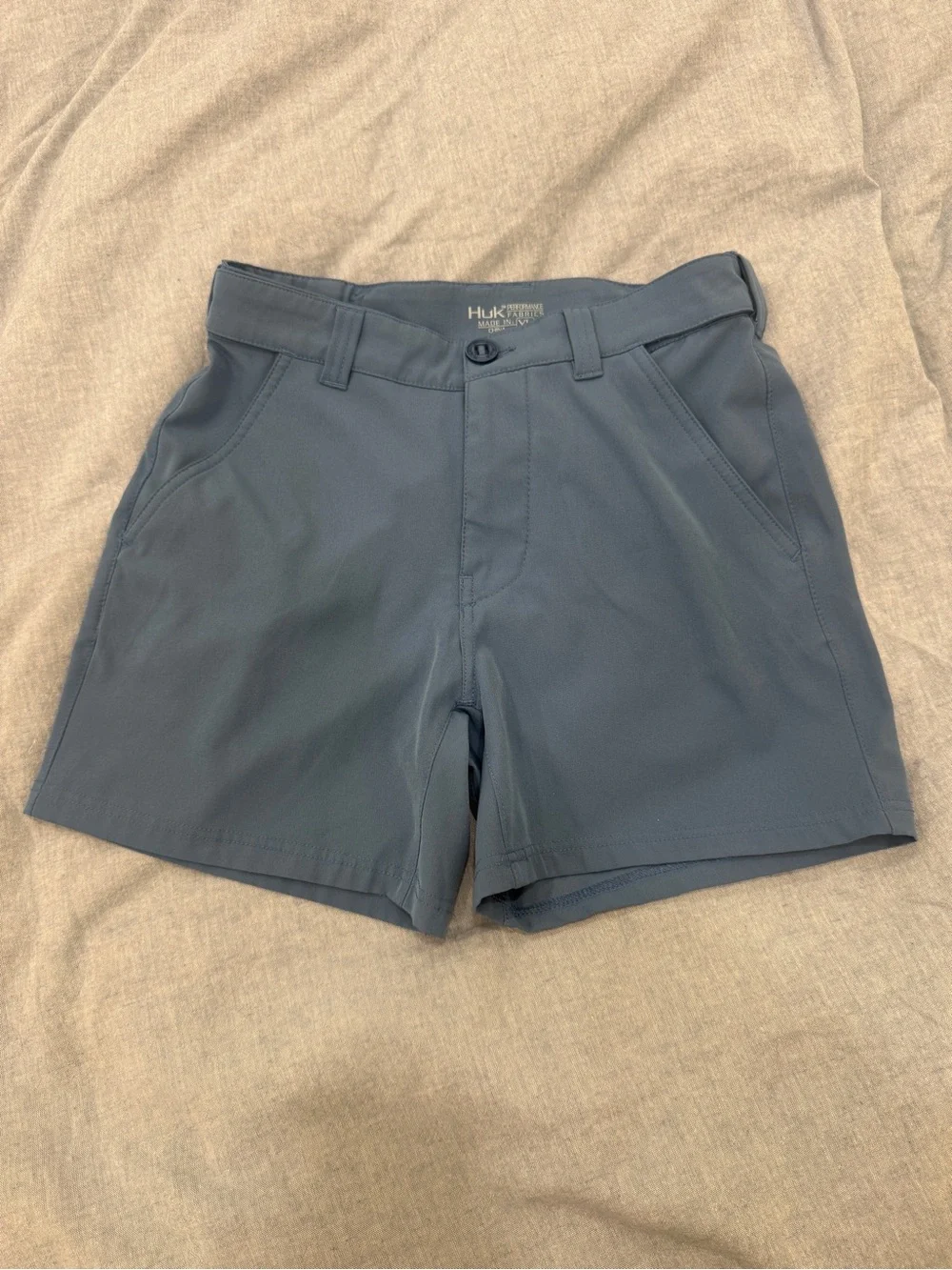 NWOT Huk Kids Slate Blue Pursuit Shorts Size L